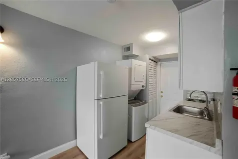 817 NW 12th Avenue Fort Lauderdale FL 33311