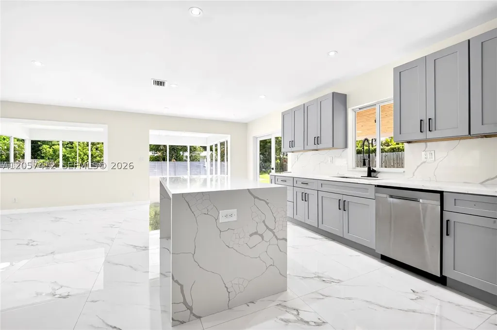 5715 Jackson Street Hollywood FL 33023