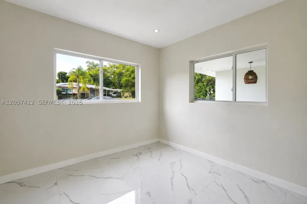 5715 Jackson Street Hollywood FL 33023