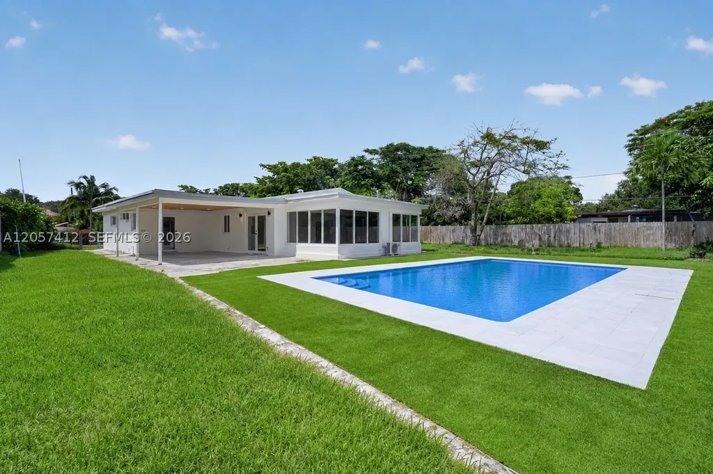 5715 Jackson Street Hollywood FL 33023