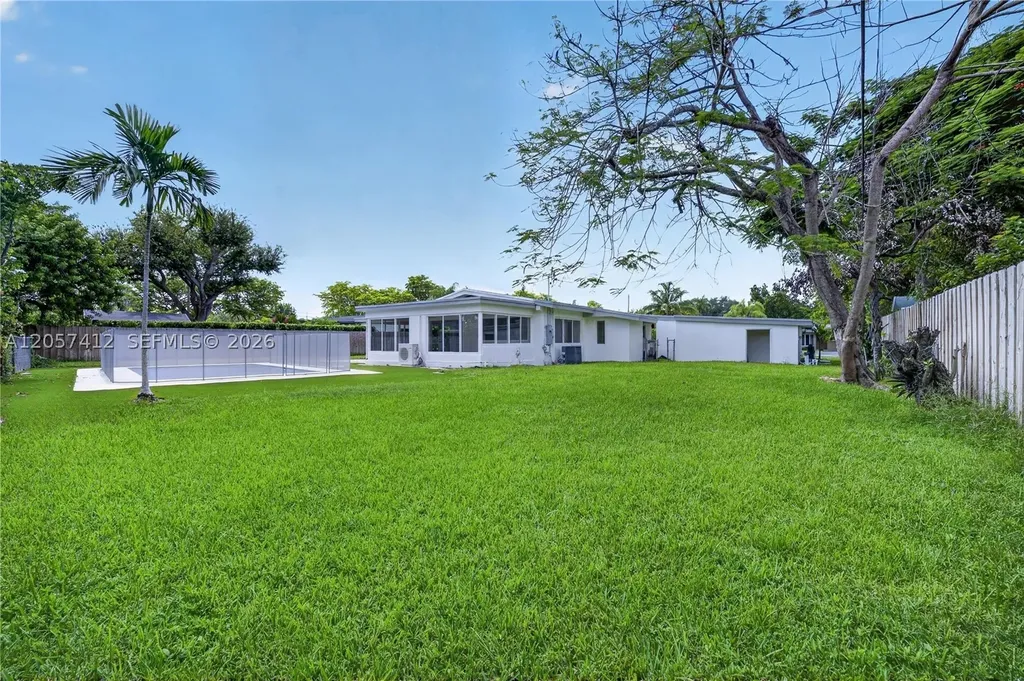 5715 Jackson Street Hollywood FL 33023