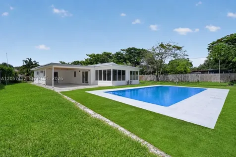 5715 Jackson Street Hollywood FL 33023