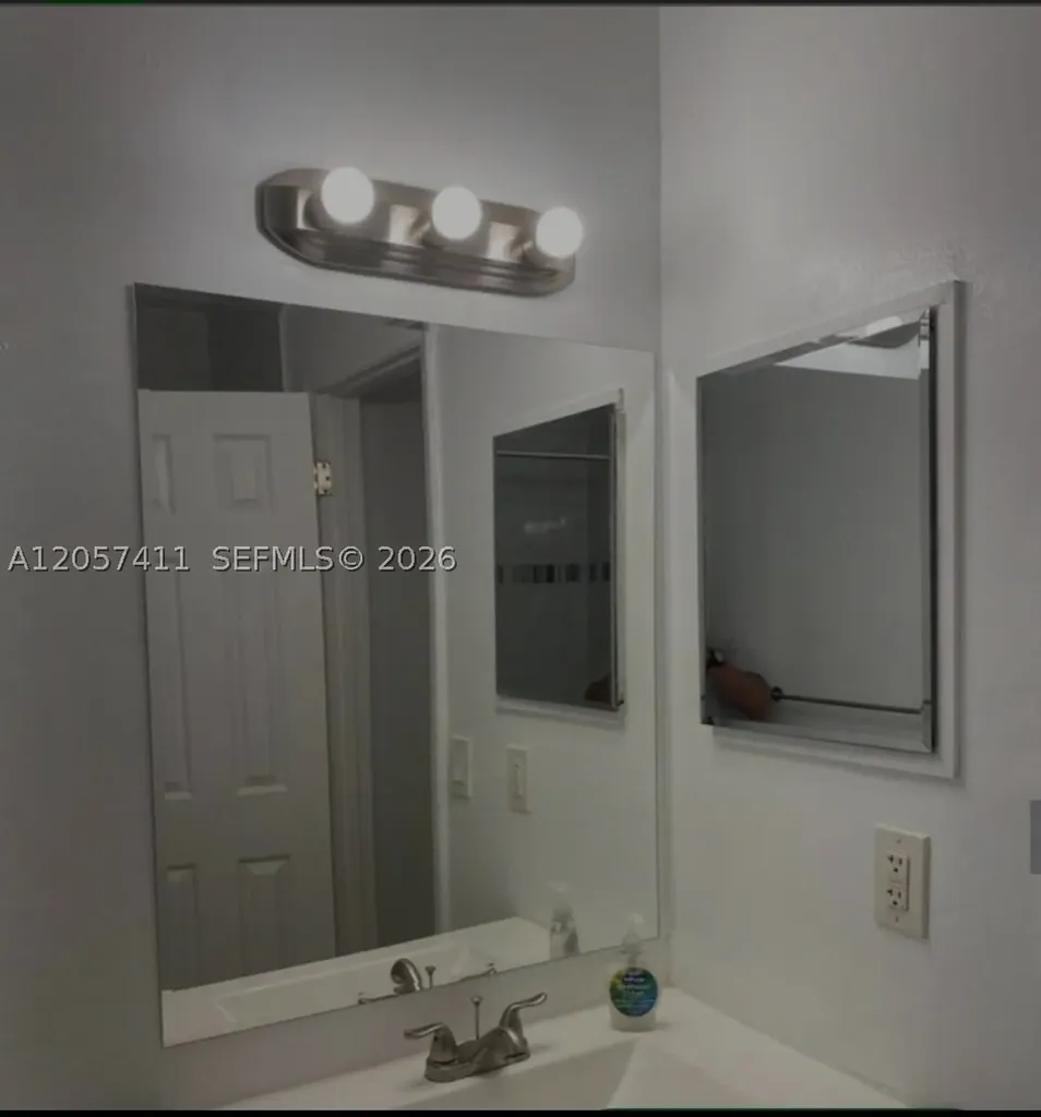 853 SW 9th Court Pompano Beach FL 33060