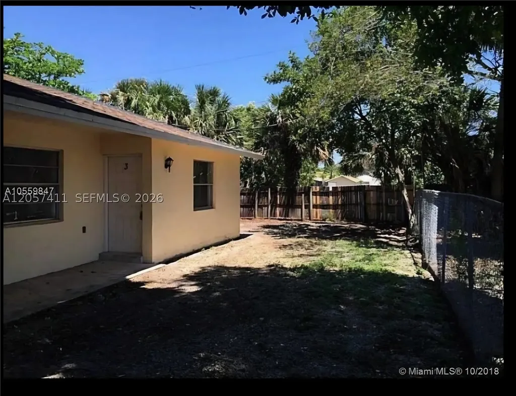 853 SW 9th Court Pompano Beach FL 33060