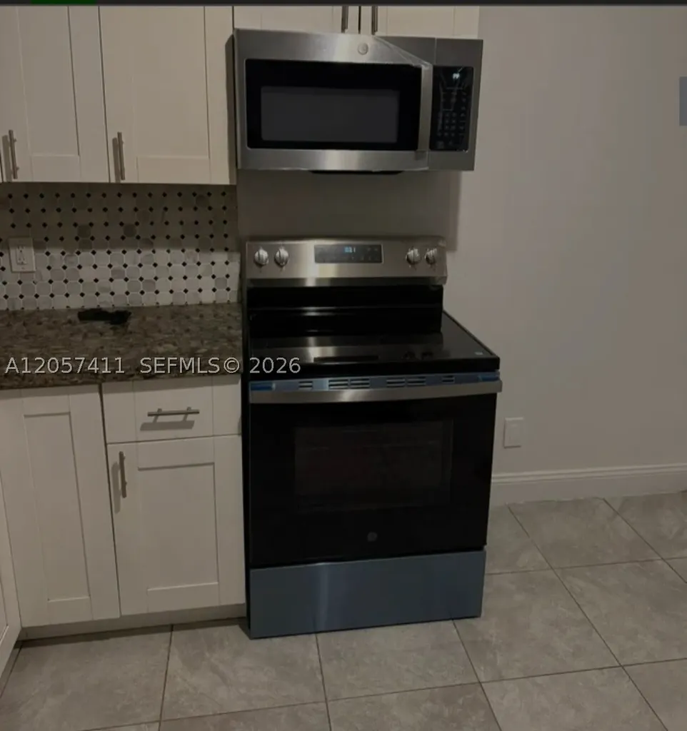 853 SW 9th Court Pompano Beach FL 33060