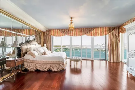 1000 S Pointe Drive Miami Beach FL 33139