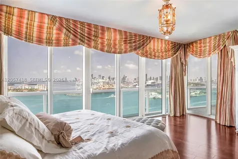 1000 S Pointe Drive Miami Beach FL 33139