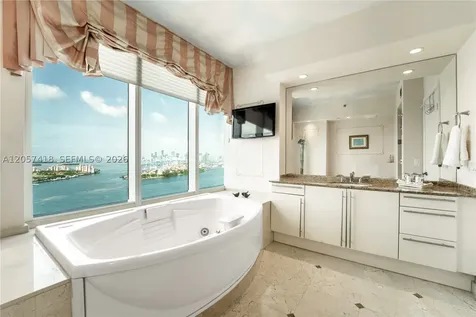 1000 S Pointe Drive Miami Beach FL 33139