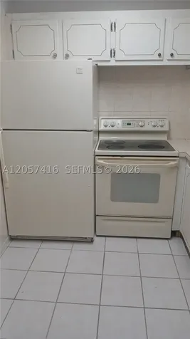 125 Canterbury E West Palm Beach FL 33417