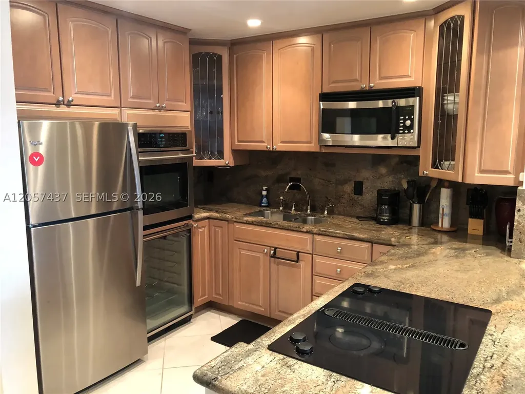 6339 Bay Club Drive Fort Lauderdale FL 33308