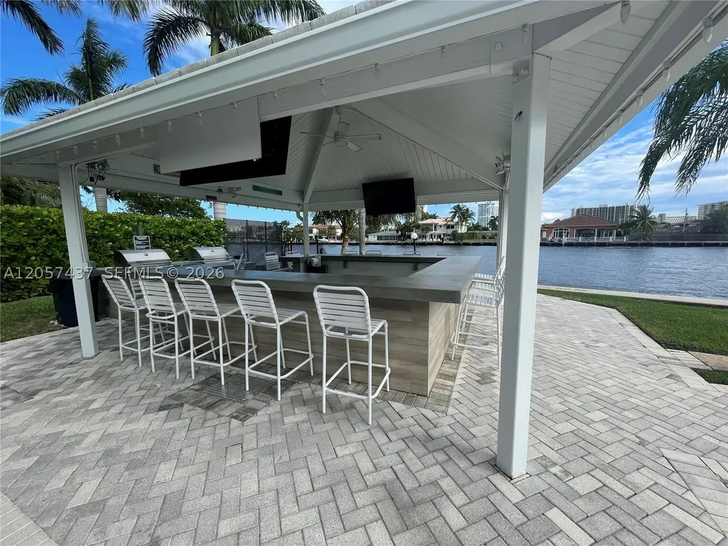 6339 Bay Club Drive Fort Lauderdale FL 33308