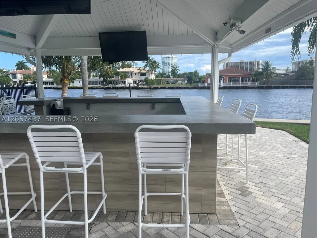 6339 Bay Club Drive Fort Lauderdale FL 33308
