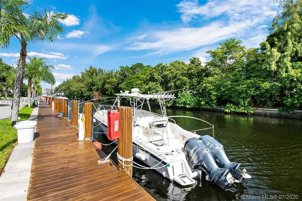 6339 Bay Club Drive Fort Lauderdale FL 33308