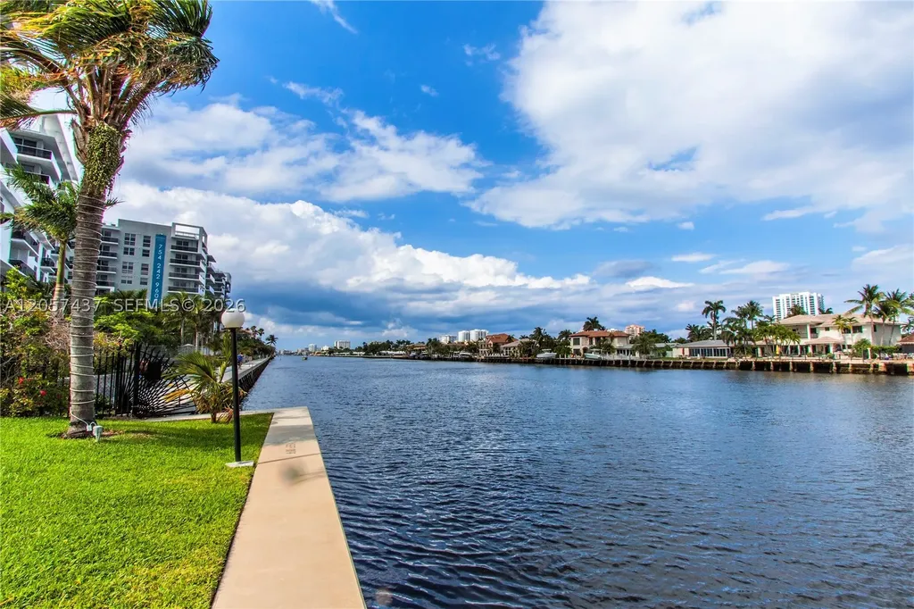 6339 Bay Club Drive Fort Lauderdale FL 33308
