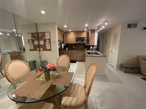6339 Bay Club Drive Fort Lauderdale FL 33308