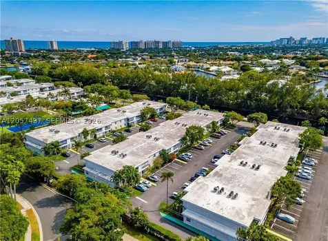 6339 Bay Club Drive Fort Lauderdale FL 33308