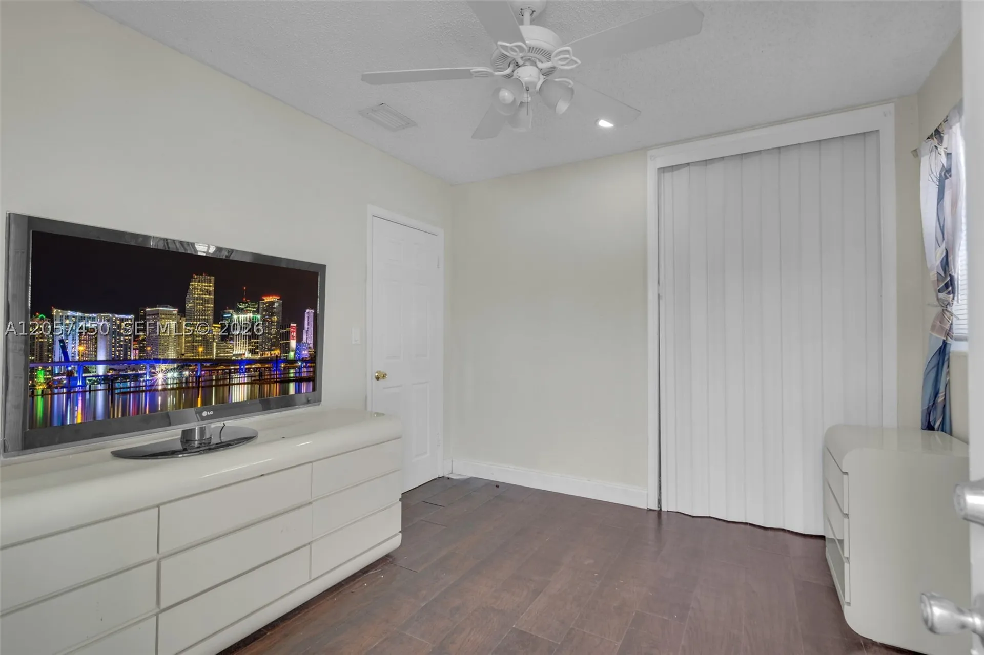 1207 Chateau Park Drive Fort Lauderdale FL 33311