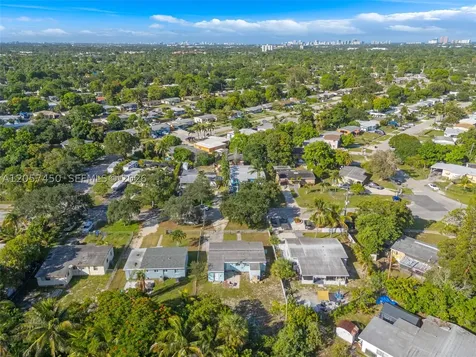 1207 Chateau Park Drive Fort Lauderdale FL 33311
