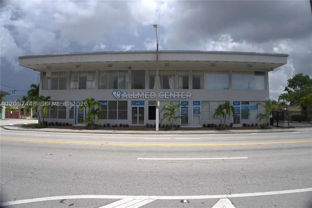 2433 NW 7th Street Miami FL 33125