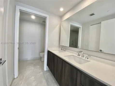 488 NE 18th Street Miami FL 33132