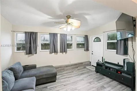 44 NW 19th Street Homestead FL 33030