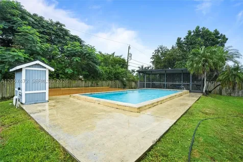 44 NW 19th Street Homestead FL 33030