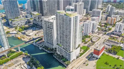 185 SW 7th Street Miami FL 33130