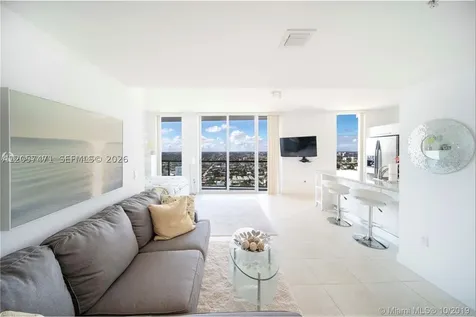 185 SW 7th Street Miami FL 33130