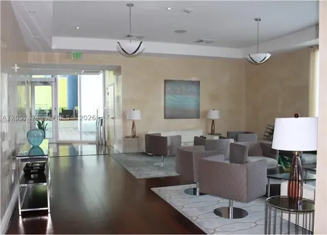 185 SW 7th Street Miami FL 33130