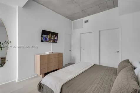 151 SE 1st Street Miami FL 33131
