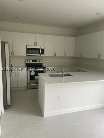 2632 SE 19 Homestead FL 33035