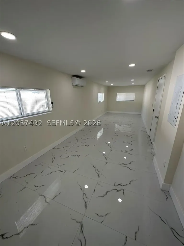 5820 Atlanta Street Hollywood FL 33021