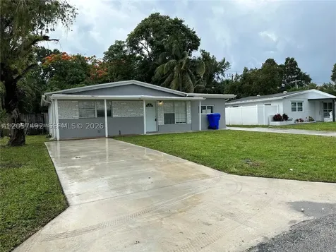 5820 Atlanta Street Hollywood FL 33021
