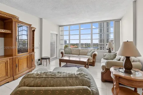 1817 S Ocean Drive Hallandale Beach FL 33009