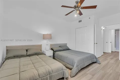 19501 E Country Club Drive Aventura FL 33180