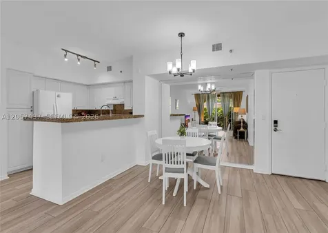 19501 E Country Club Drive Aventura FL 33180