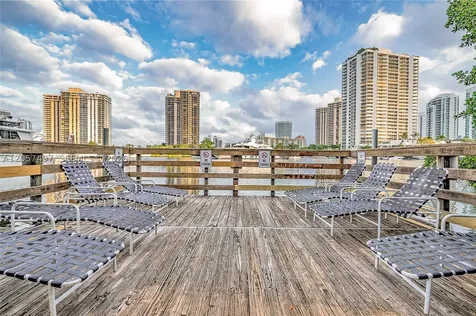 19501 E Country Club Drive Aventura FL 33180