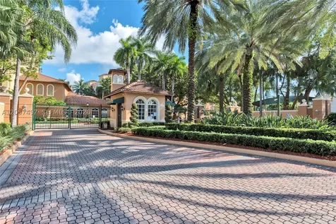 19501 E Country Club Drive Aventura FL 33180