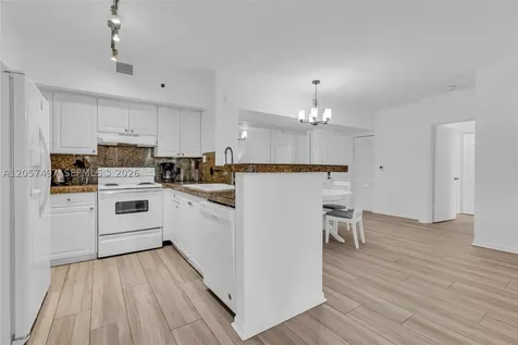 19501 E Country Club Drive Aventura FL 33180