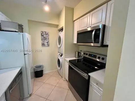 17145 N Bay Road Sunny Isles Beach FL 33160