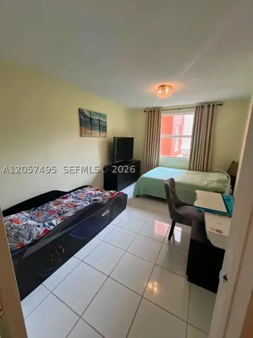 17145 N Bay Road Sunny Isles Beach FL 33160