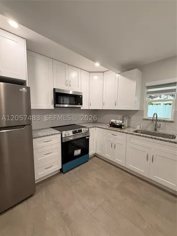 10555 SW 32nd Street Miami FL 33165