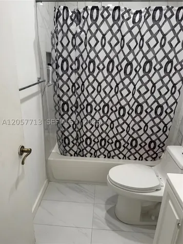 8872 NW 119th Street Hialeah Gardens FL 33018