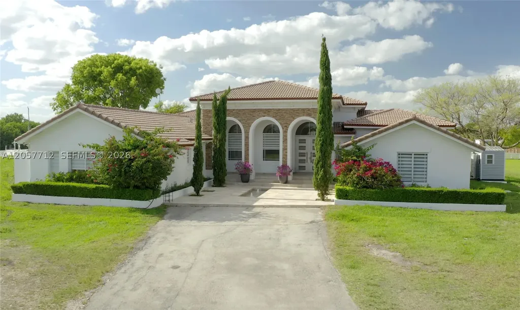 18651 SW 104th Street Miami FL 33196
