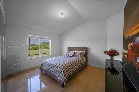 18651 SW 104th Street Miami FL 33196