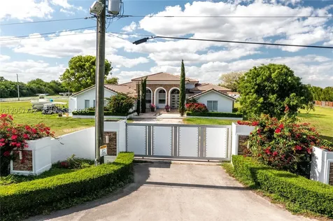 18651 SW 104th Street Miami FL 33196