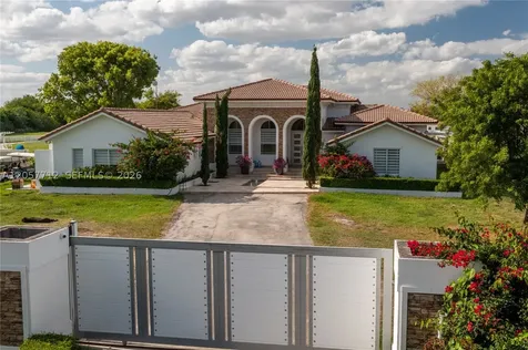 18651 SW 104th Street Miami FL 33196
