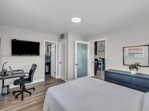 22 SE 3rd Terrace Dania Beach FL 33004
