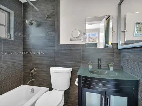 22 SE 3rd Terrace Dania Beach FL 33004