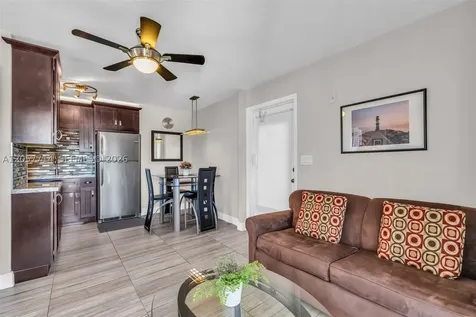 22 SE 3rd Terrace Dania Beach FL 33004
